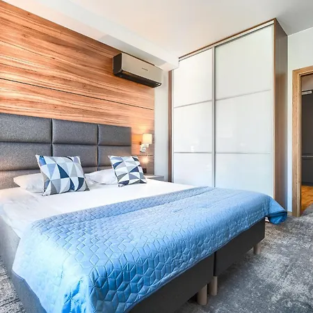 Park Apartment Old Town By Noclegi Renters Szczecin Exterior photo