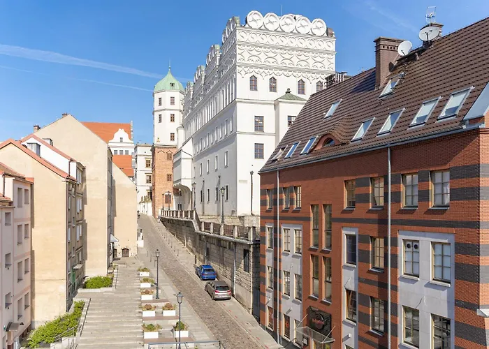 Park Apartment Old Town By Noclegi Renters