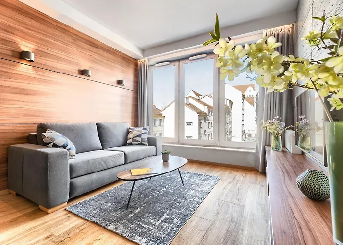 Park Apartment Old Town By Noclegi Renters